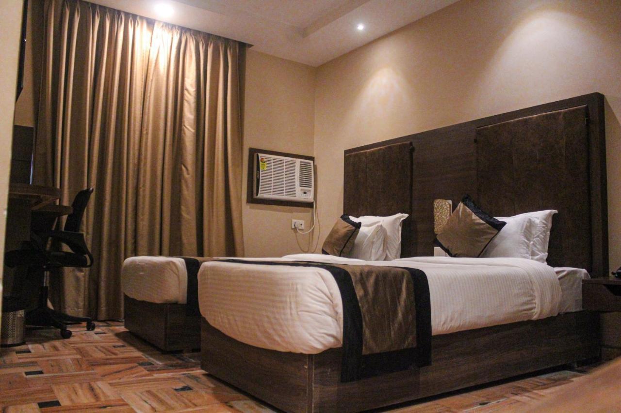 I-Towne' - A Unit Of Hotel Shivam International Deoghar Dış mekan fotoğraf
