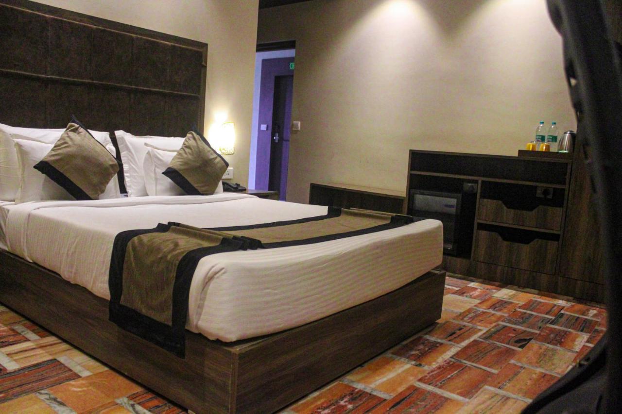 I-Towne' - A Unit Of Hotel Shivam International Deoghar Dış mekan fotoğraf